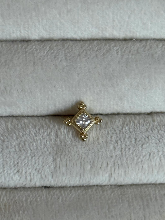 Gold Rengi 925 Ayar Gümüş Piercing