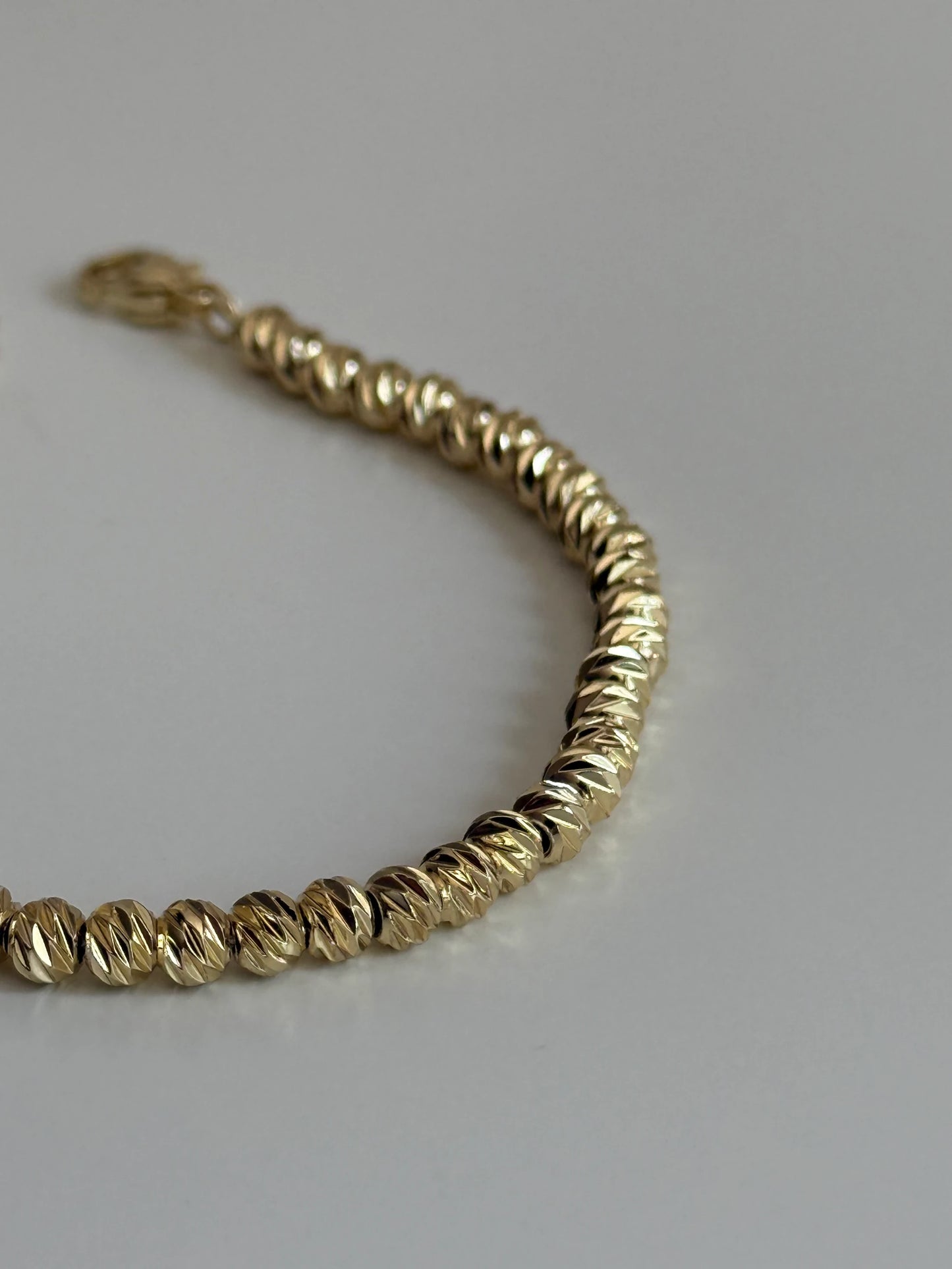 Gold Rengi Dorika Kadın Bileklik