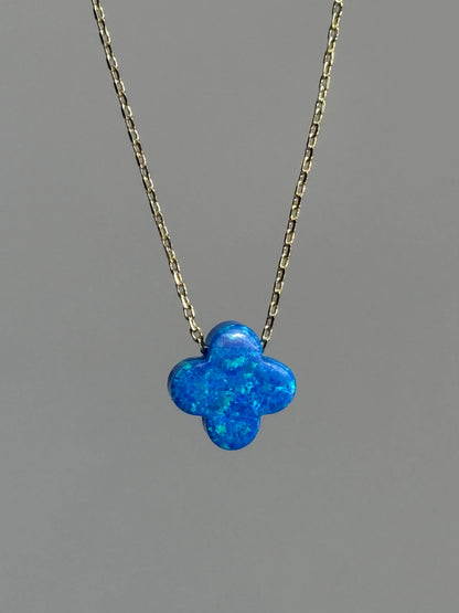 Gold Rengi Zincirli Opal Taşlı Yonca Model Kadın Kolye
