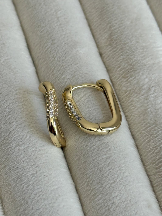 Gold Rengi Zirkon Taş Detaylı Dalga Model Kadın Küpe