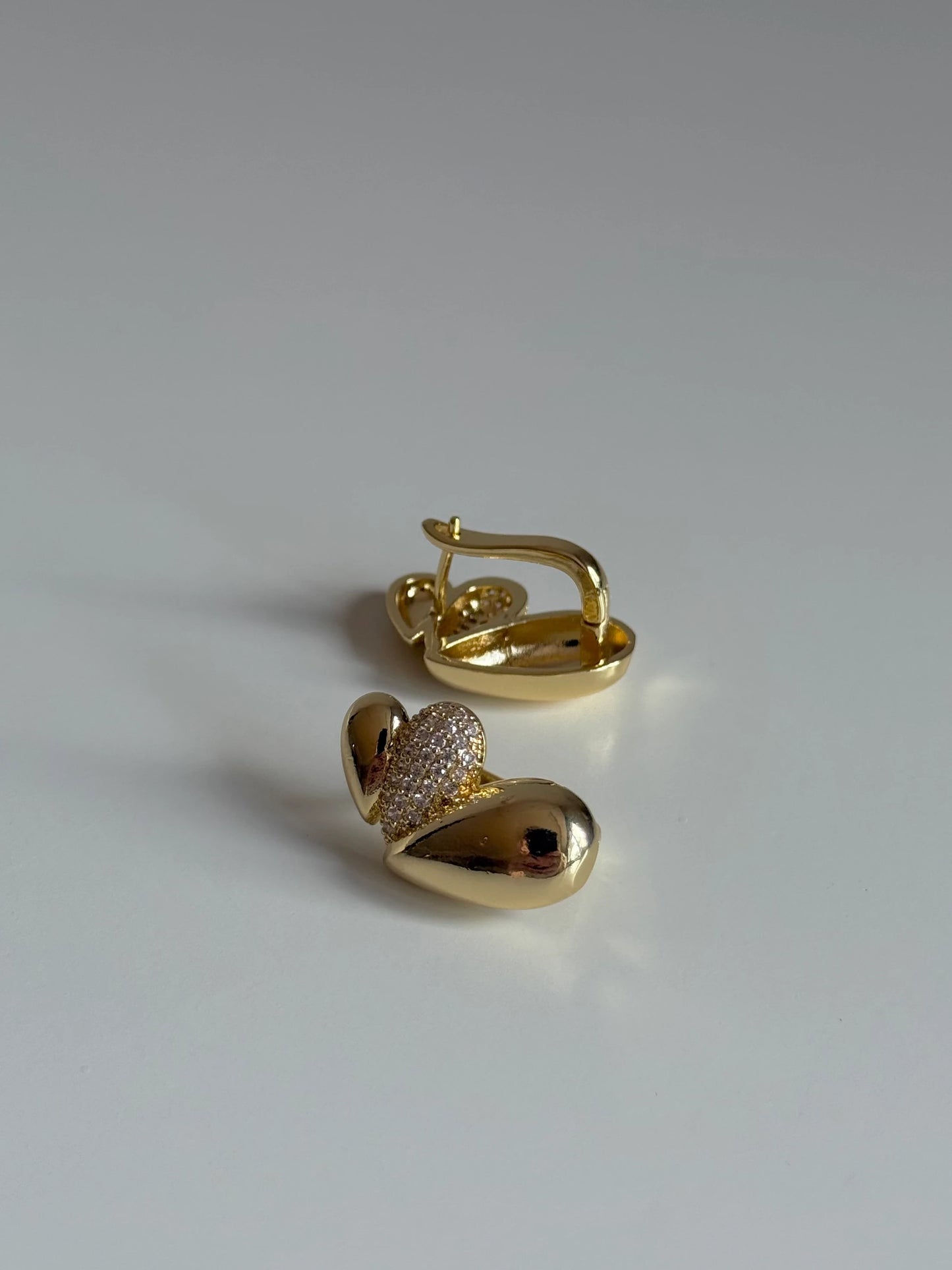 Gold Rengi Üç Damla Model Kadın Küpe