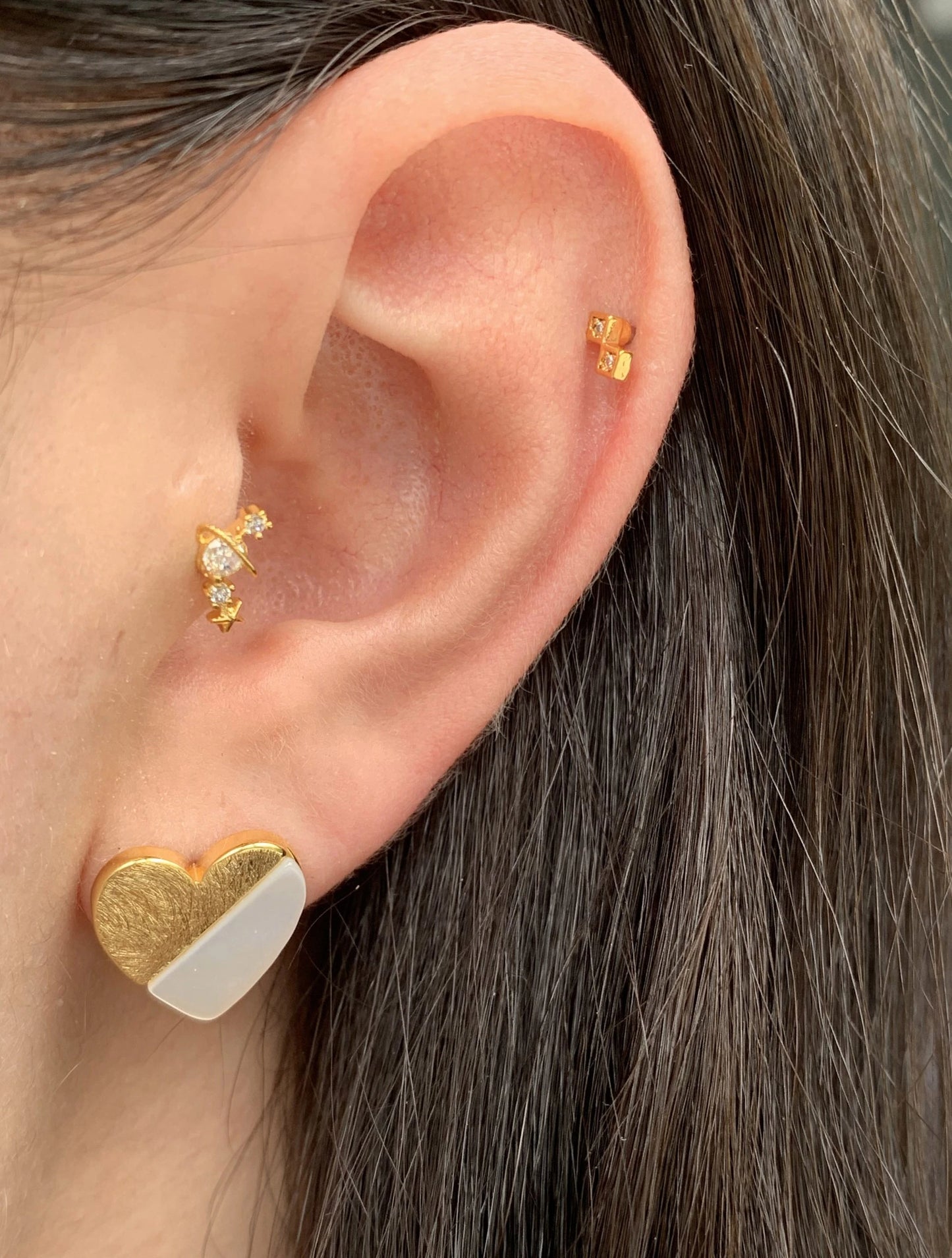 Gold Rengi Zirkon Taşlı İkili Piercing
