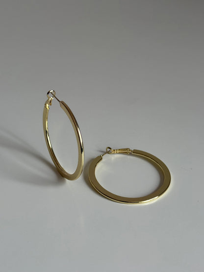 Gold Rengi Basık Halka Kadın Küpe