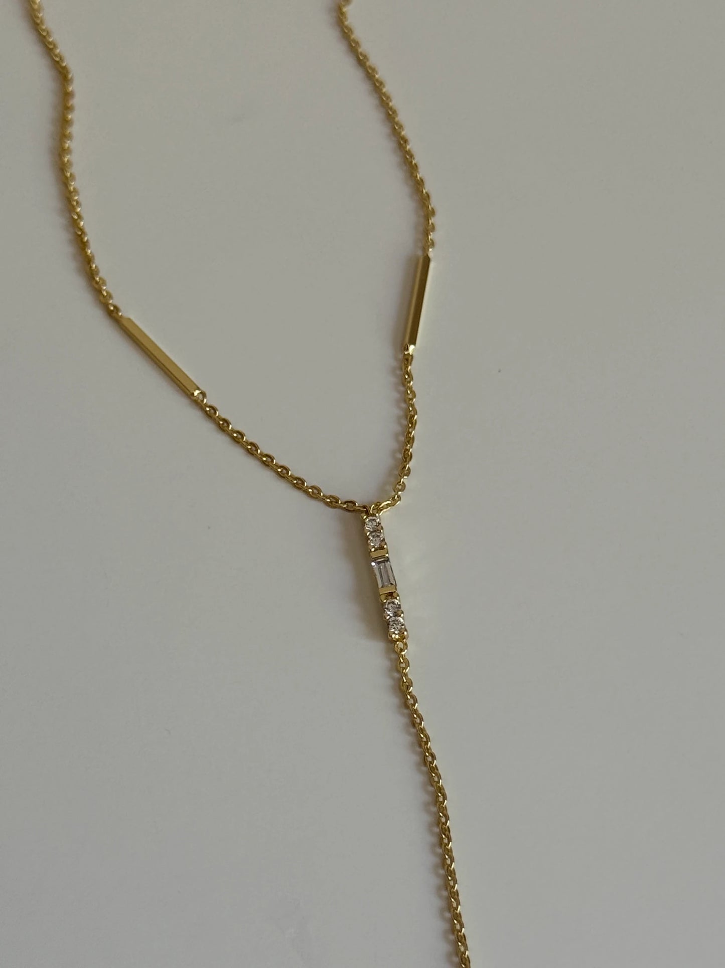 Gold Rengi Taşlı Model Kadın Şahmeran