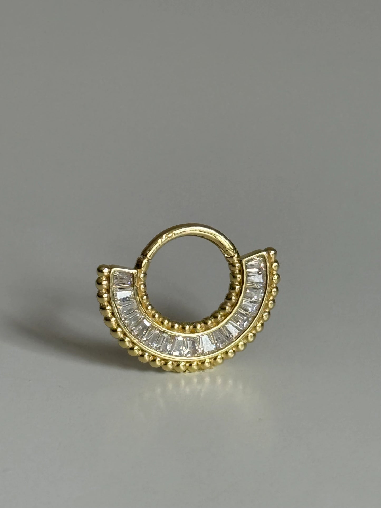 Gold Rengi 925 Ayar Gümüş Daith Piercing