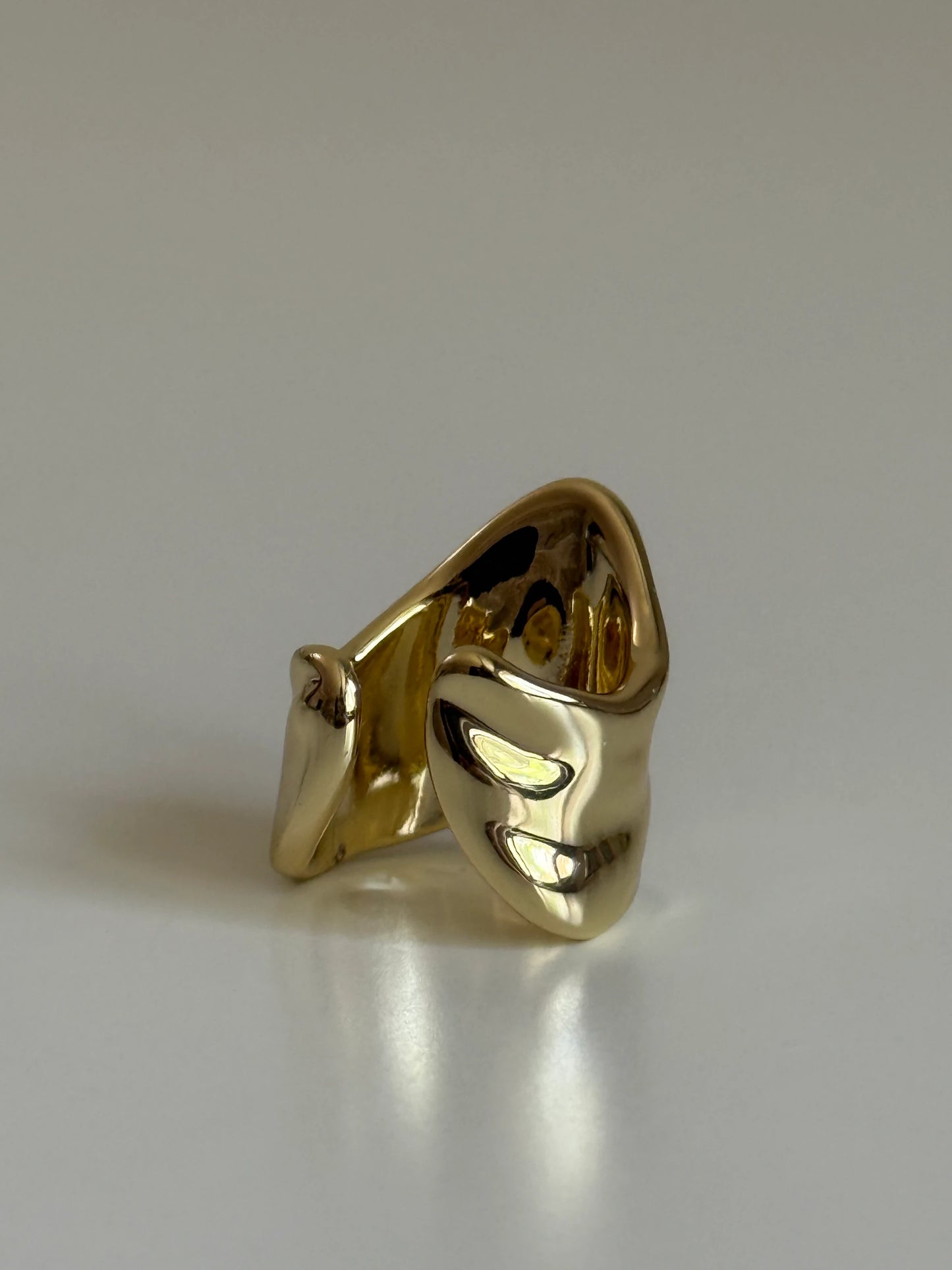 Gold Rengi Kadın Kıkırdak Küpe