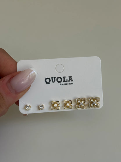 Gold Rengi Çiçekli Set Küpe