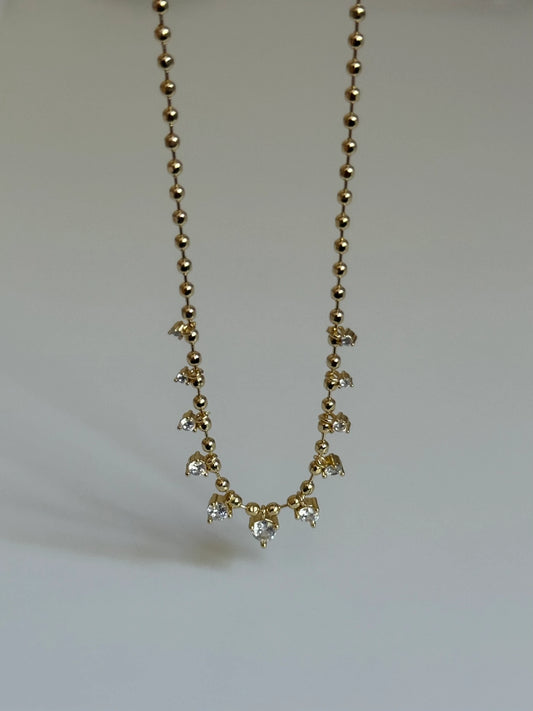 Gold Rengi Top Detaylı Damla Model Kadın Kolye