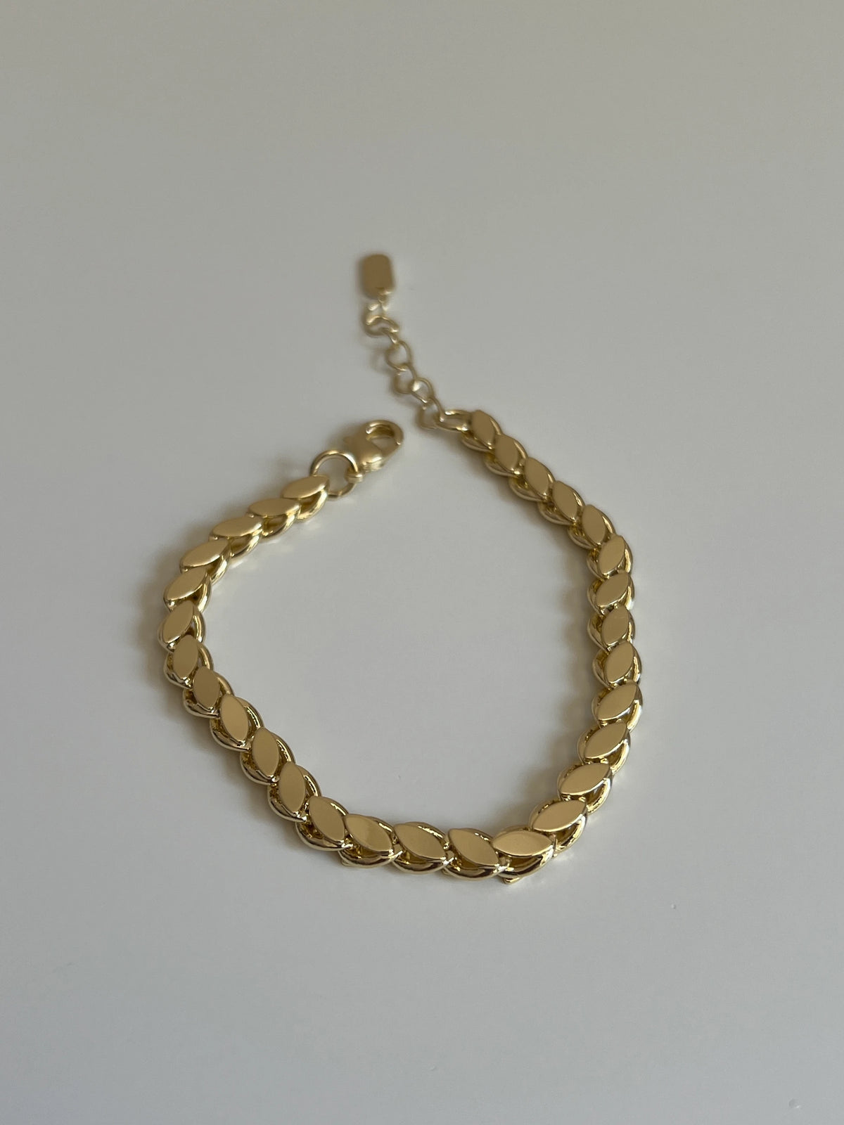 Gold Rengi Kadın Bileklik