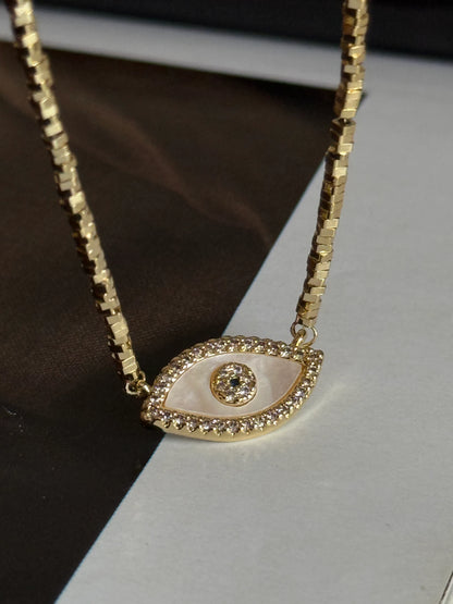Gold Rengi Küp Küp Göz Model Kadın Kolye