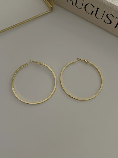 Gold Rengi Düz Halka Kadın Küpe