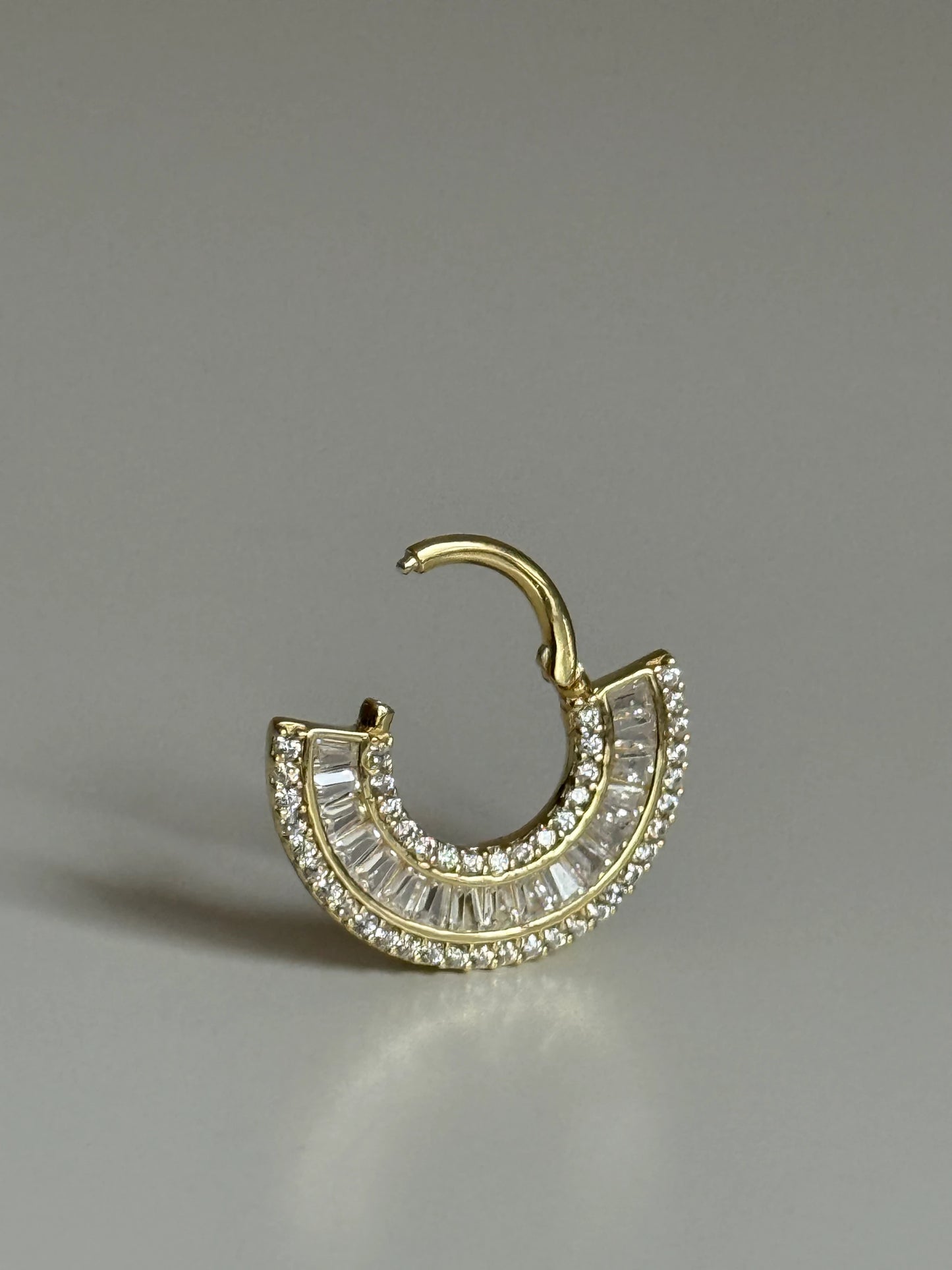 Gold Rengi 925 Ayar Gümüş Daith Piercing