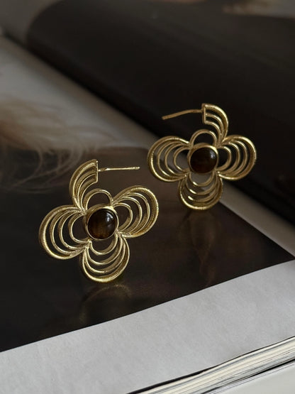 Gold Rengi Oval Yapraklı Kahverengi Taşlı Kadın Küpe