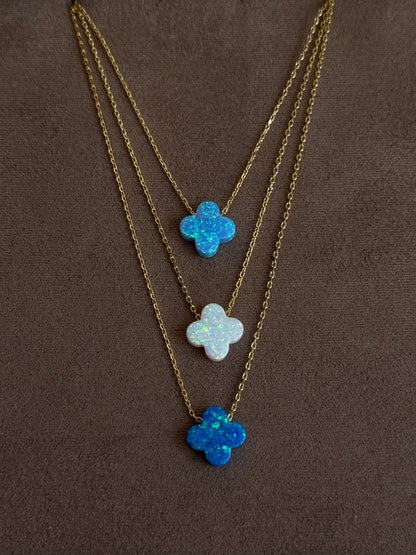 Gold Rengi Zincirli Opal Taşlı Yonca Model Kadın Kolye