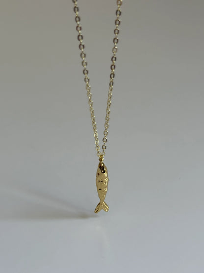 Gold Rengi Balık Model Kadın Kolye